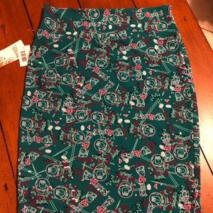 LulaRoe Disney Large Cassie
